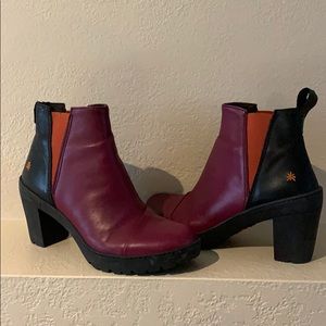 Art leather heeled booties